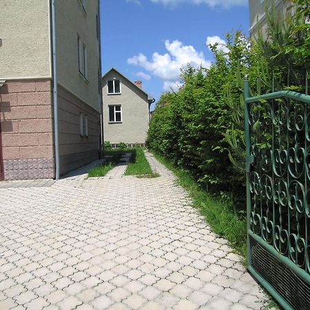Hostynna Sadyba Lishnya Esterno foto